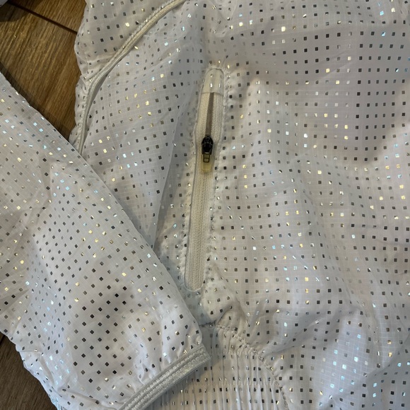 NWT Asics Petra running jacket - Picture 2 of 6